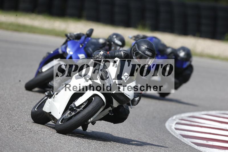 /Archiv-2025/49 26.08.2025 Cornu Master School ADR/gruen-vert/4